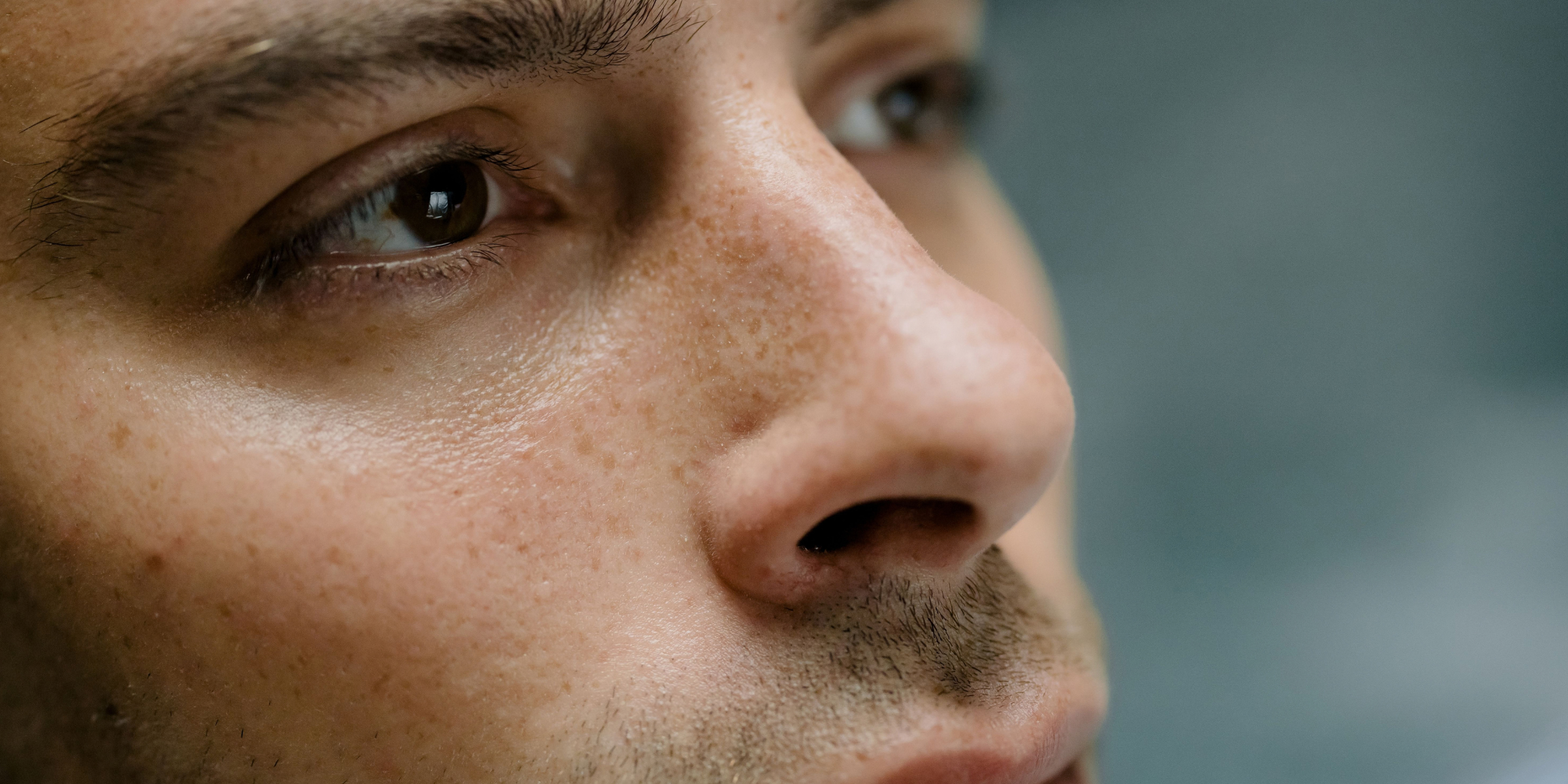 A man's nose up close | Source: Pexels