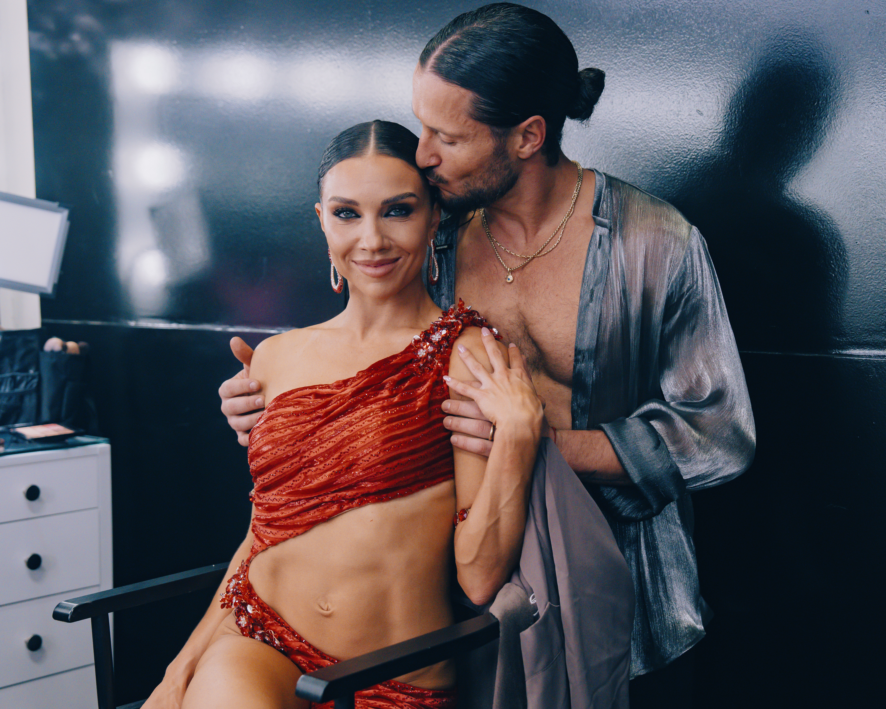 Jenna Johnson and and Val Chmerkovskiy on "Dancing With The Stars" on October 6, 2026. | Source: Getty Images