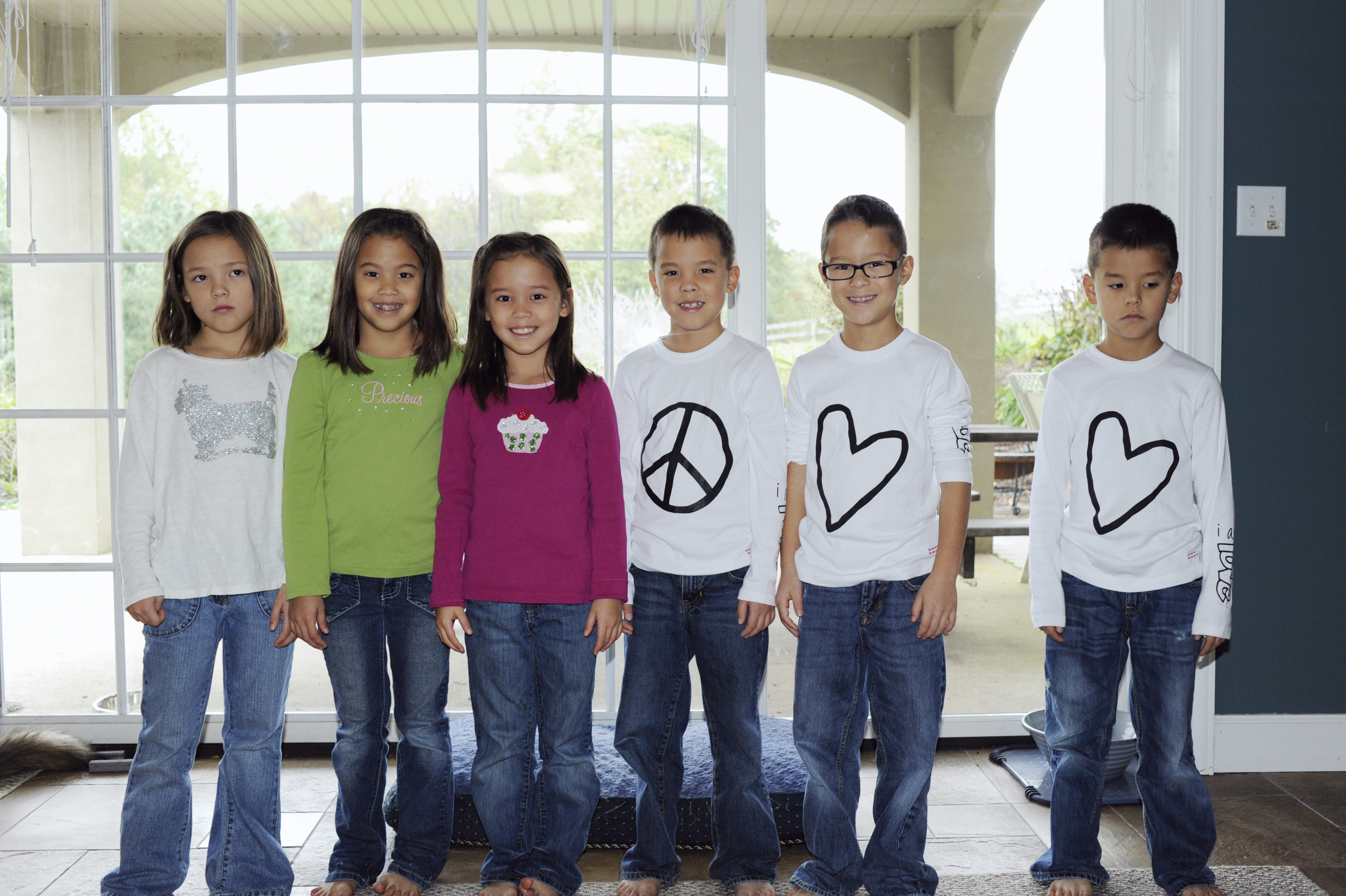 Alexis, Hannah, Leah, Joel, Aaden, and Collin Gosselin appear on ABC's "Celebrity Wife Swap" on October 14, 2012. | Source: Getty Images
