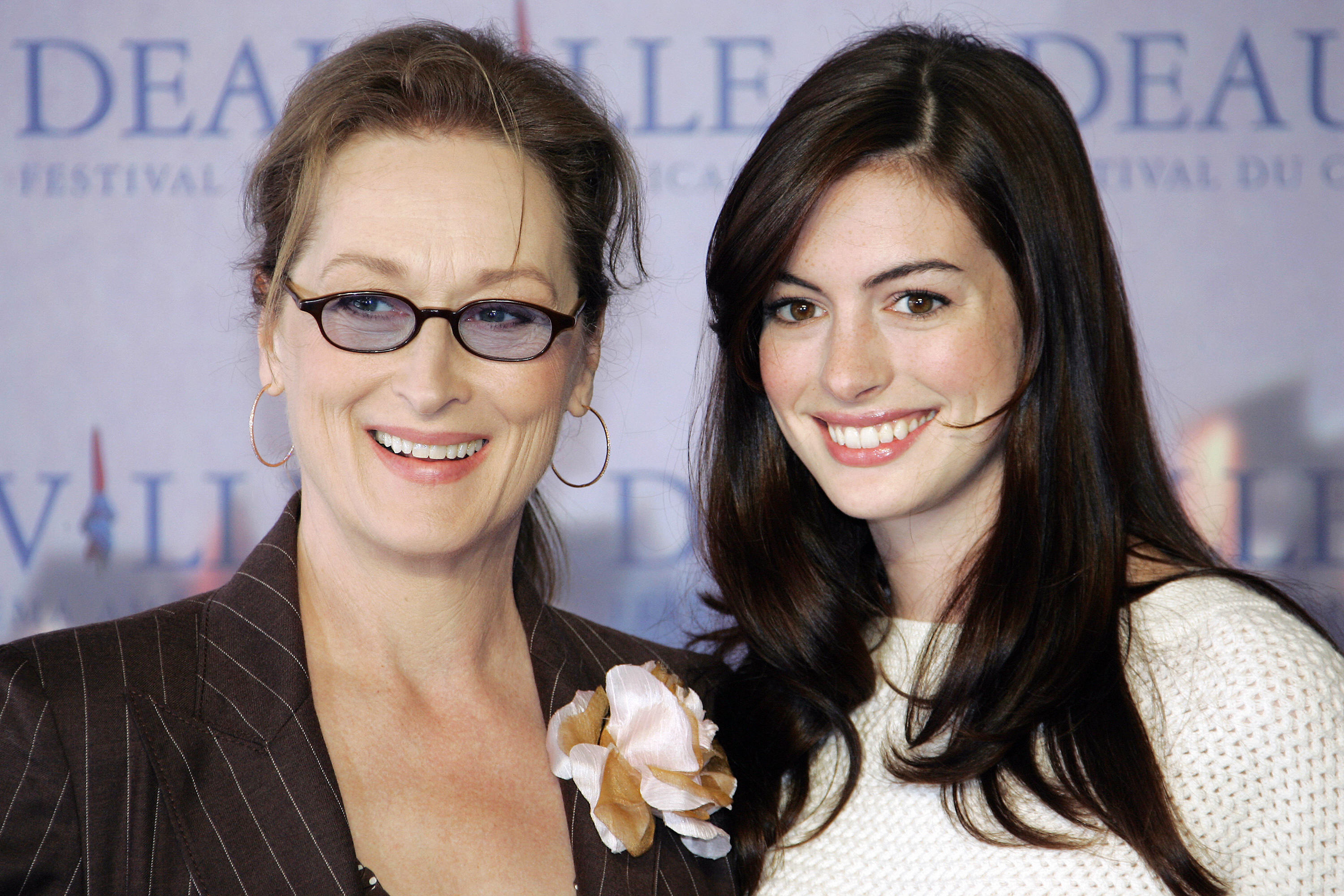 Meryl Streep i Anne Hathaway podczas pokazu ich filmu