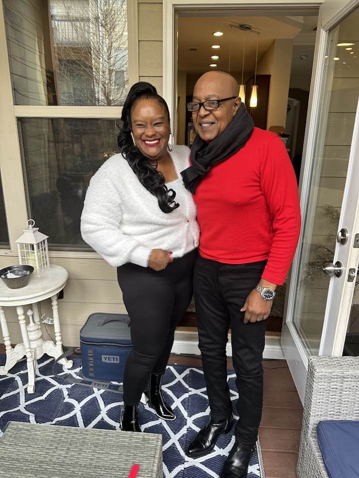 This moment captured a Thanksgiving celebration that the late artist spent alongside his daughter, Linda. On this occasion, they posed together on a patio while smiling for a picture shared to social media on November 23, 2023 | Source: Facebook/Linda Bryson-Thigpen