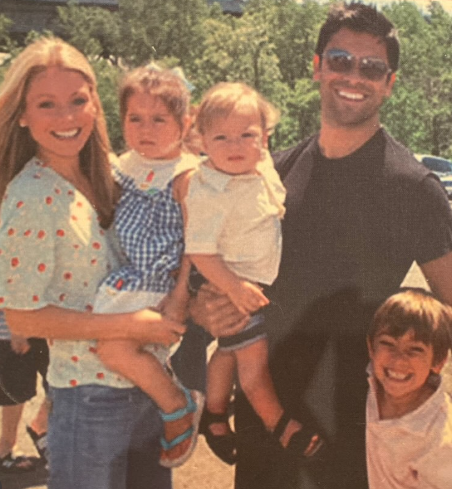 This family photo captures all five members together during the children's younger years. The image predates the milestones that would later take Michael, Lola, and Joaquin in different directions as adults. | Source: Instagram/kellyripa | Source: Instagram/kellyripa