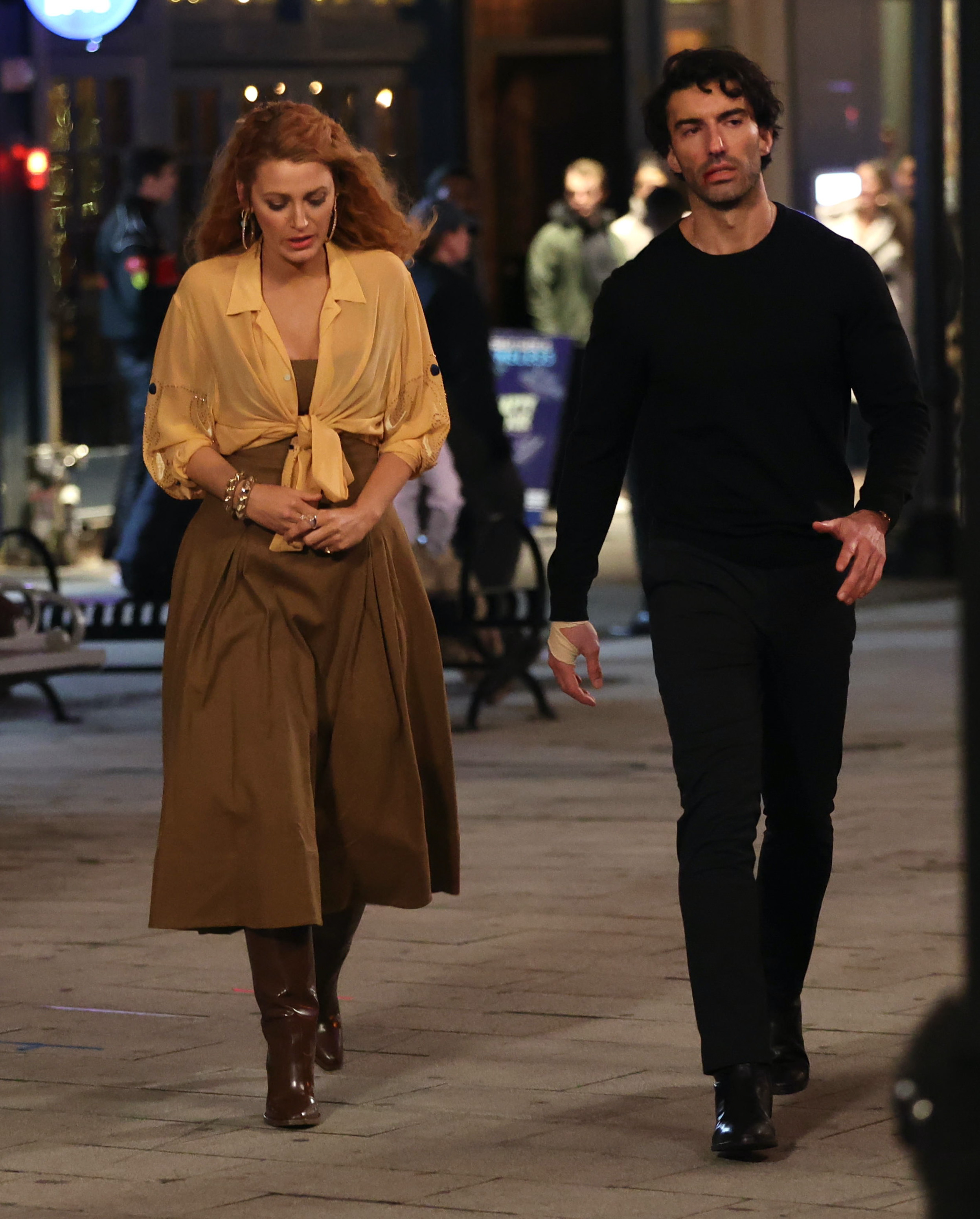 Blake Lively and Justin Baldoni are seen on the set of "It Ends with Us" on January 12, 2024 in Jersey City, New Jersey. | Source: Getty Images