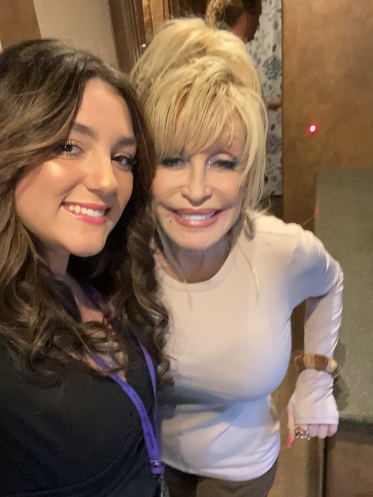A photo from Lainey Parton's carousel, shared on August 29, 2026. | Source: Instagram/thelaineyparton