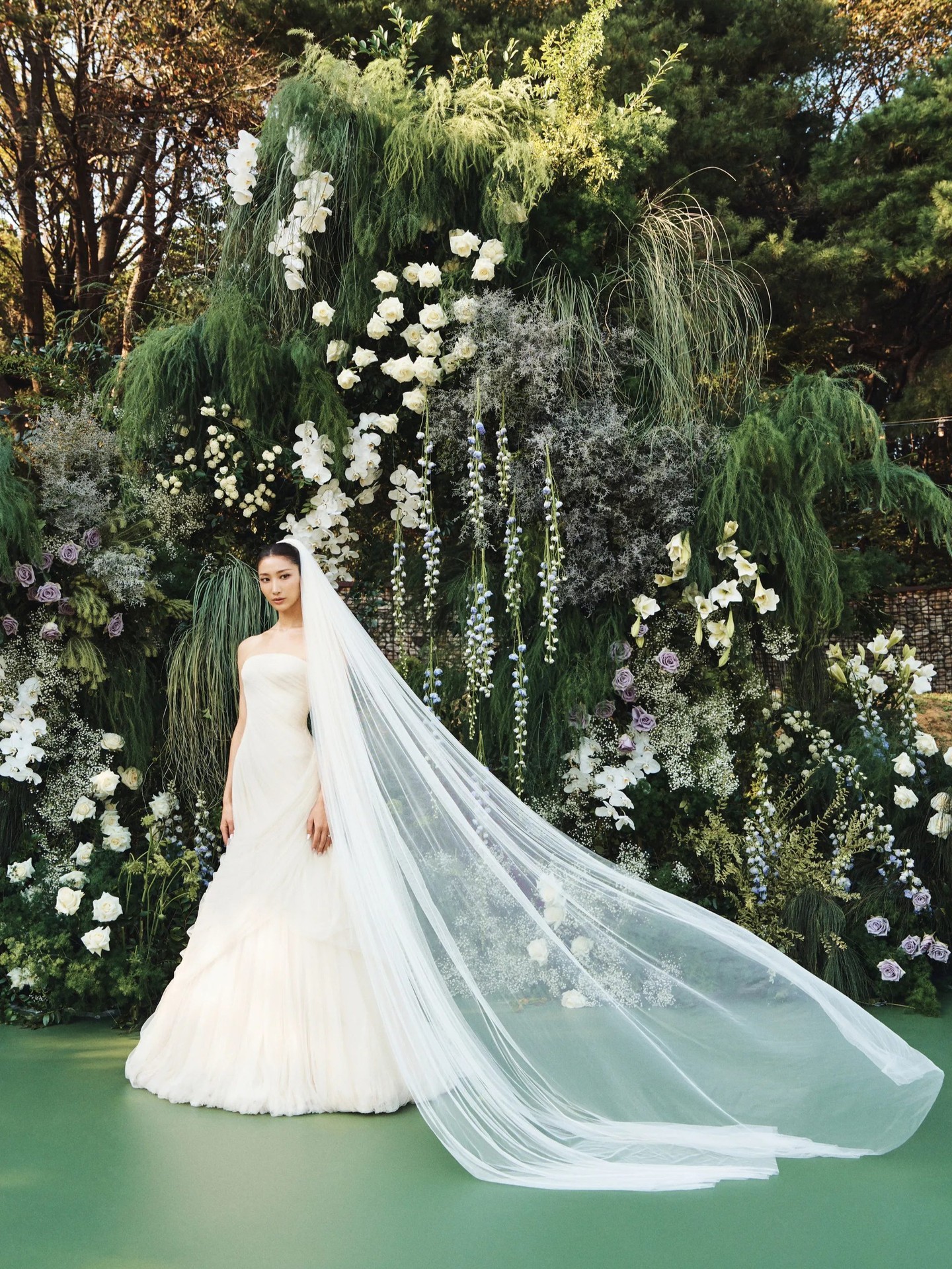 A photo from a carousel shared on October 19, 2026. | Source: Instagram/vogueweddings